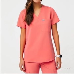Figs XS Catarina Hot Coral NWT